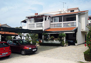 Accommodation near Rogoznica 