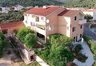 Holiday rentals Martinšćica BEĆIROVIĆ TANJA