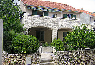 Accommodation near Bol, Brač 