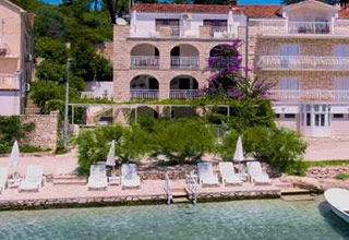 Holiday rentals Bobovišće na Moru, Island of Brač Seaside Apartments Antičević 