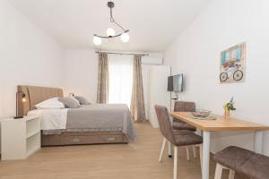 Hrvatska, VODICE, Apartments Lovric