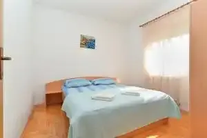 Hrvatska, PEROJ, Apartments Edin 1359