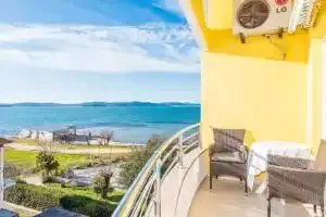 Hrvatska, SUKOŠAN, Apartments Danijela 1