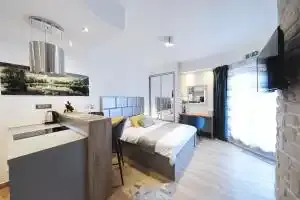 Hrvatska, PAKOŠTANE, Villa Dalmatino