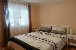 Hrvatska, TURANJ, Ena