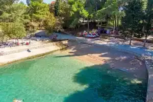 Hrvatska, MALINSKA, Apartmani Lavin