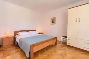 Hrvatska, MALINSKA, Apartment Iva