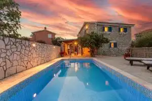 Hrvatska, KRK-BRZAC, Villa Galovic