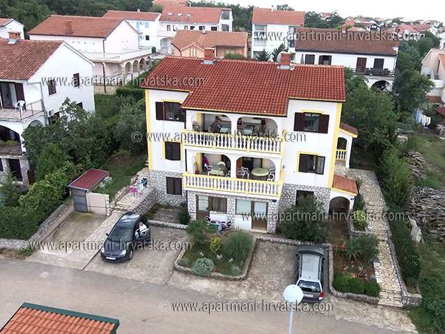 apartmani NJIVICE  VUKELIĆ DARA