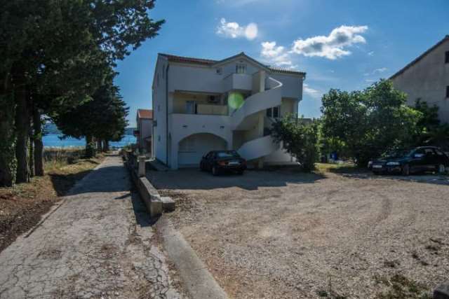 Lägenheter Kroatien: Biograd